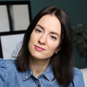 Елена Бацманова — психолог на платформе Приём