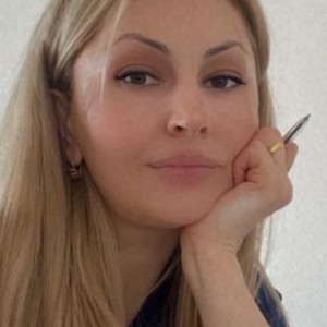 Цира Хачирова — психолог на платформе Приём